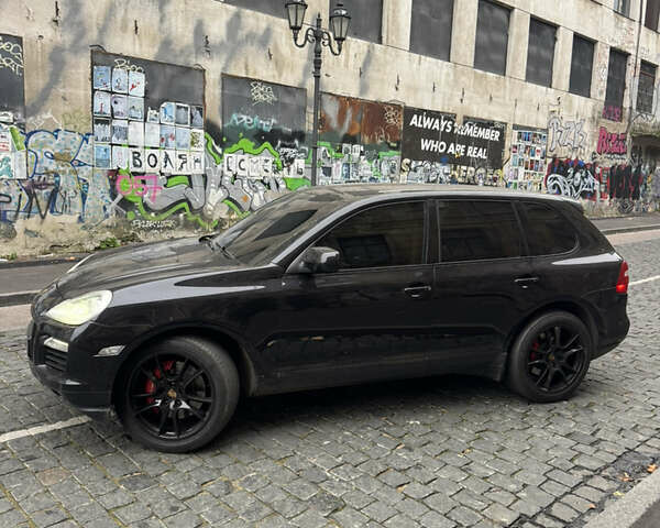 Черный Порше Каен, объемом двигателя 4.8 л и пробегом 140 тыс. км за 8500 $, фото 4 на Automoto.ua