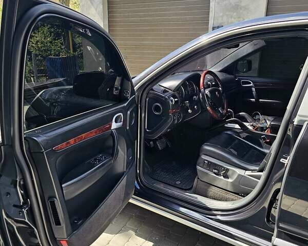 Чорний Порше Cayenne, об'ємом двигуна 4.8 л та пробігом 153 тис. км за 13500 $, фото 16 на Automoto.ua