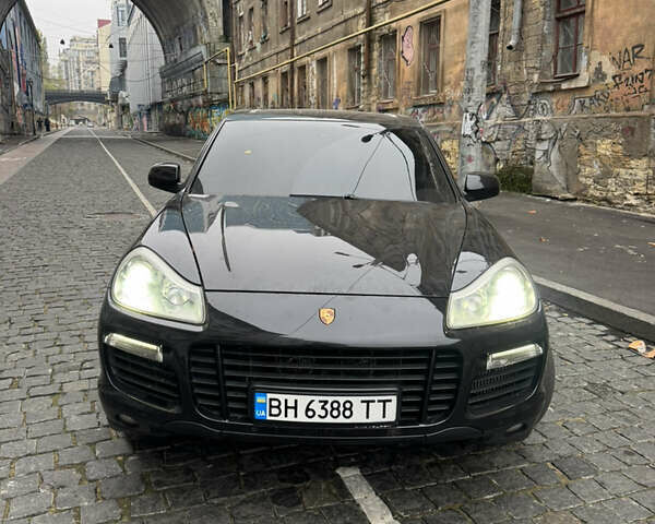 Черный Порше Каен, объемом двигателя 4.8 л и пробегом 140 тыс. км за 8500 $, фото 2 на Automoto.ua