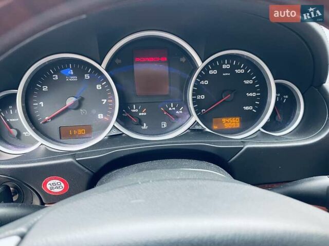 Черный Порше Каен, объемом двигателя 4.8 л и пробегом 94 тыс. км за 11800 $, фото 11 на Automoto.ua