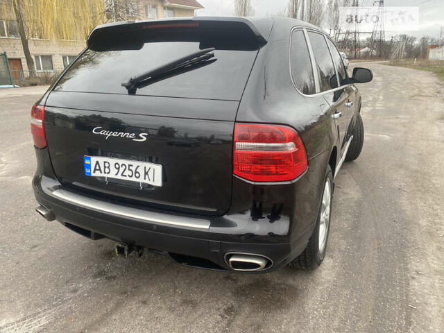 Чорний Порше Cayenne, об'ємом двигуна 0 л та пробігом 221 тис. км за 13999 $, фото 4 на Automoto.ua