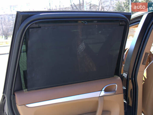 Чорний Порше Cayenne, об'ємом двигуна 4.81 л та пробігом 129 тис. км за 19999 $, фото 20 на Automoto.ua