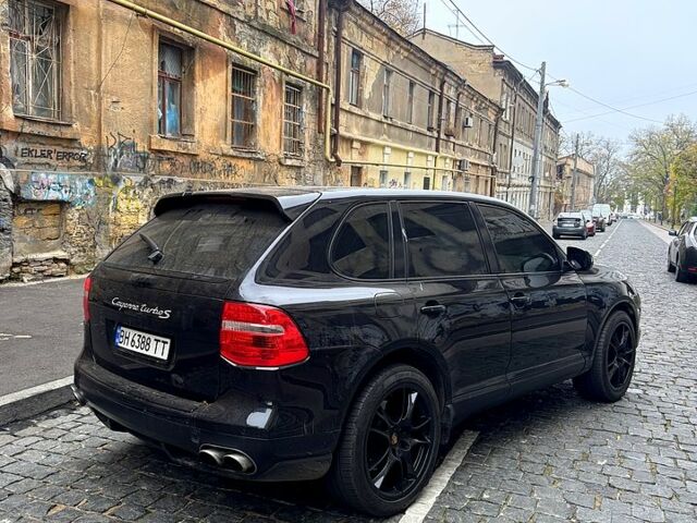 Черный Порше Каен, объемом двигателя 4.8 л и пробегом 140 тыс. км за 7500 $, фото 5 на Automoto.ua