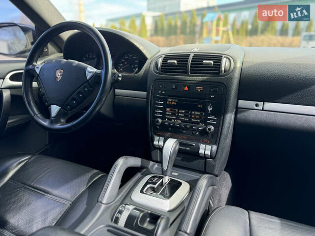 Черный Порше Каен, объемом двигателя 3.6 л и пробегом 167 тыс. км за 9800 $, фото 26 на Automoto.ua
