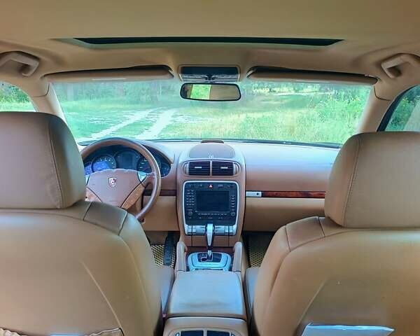Черный Порше Каен, объемом двигателя 3.6 л и пробегом 220 тыс. км за 11300 $, фото 16 на Automoto.ua