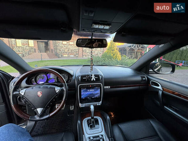 Чорний Порше Cayenne, об'ємом двигуна 3.6 л та пробігом 246 тис. км за 12000 $, фото 12 на Automoto.ua