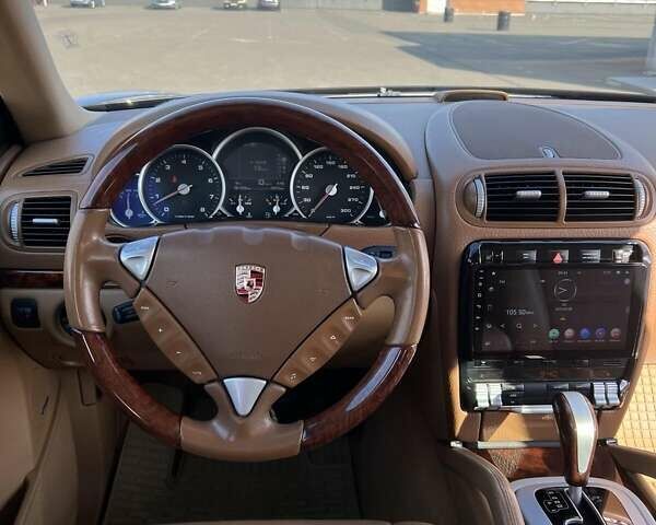 Чорний Порше Cayenne, об'ємом двигуна 3.6 л та пробігом 182 тис. км за 12000 $, фото 8 на Automoto.ua