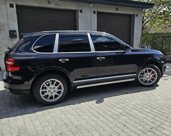 Чорний Порше Cayenne, об'ємом двигуна 4.8 л та пробігом 153 тис. км за 13500 $, фото 7 на Automoto.ua