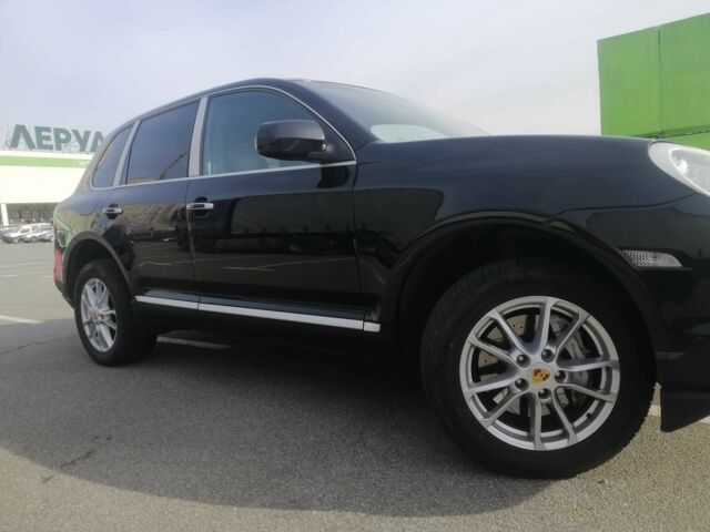 Чорний Порше Cayenne, об'ємом двигуна 4.8 л та пробігом 320 тис. км за 12500 $, фото 22 на Automoto.ua