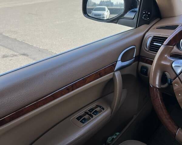 Чорний Порше Cayenne, об'ємом двигуна 3.6 л та пробігом 182 тис. км за 12000 $, фото 10 на Automoto.ua
