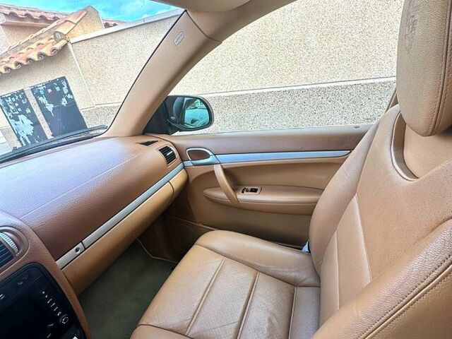 Черный Порше Каен, объемом двигателя 3.6 л и пробегом 175 тыс. км за 9000 $, фото 3 на Automoto.ua