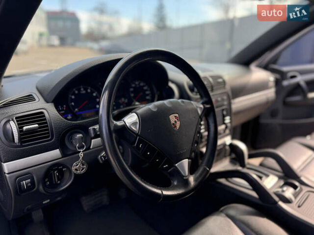 Черный Порше Каен, объемом двигателя 3.6 л и пробегом 167 тыс. км за 9800 $, фото 12 на Automoto.ua