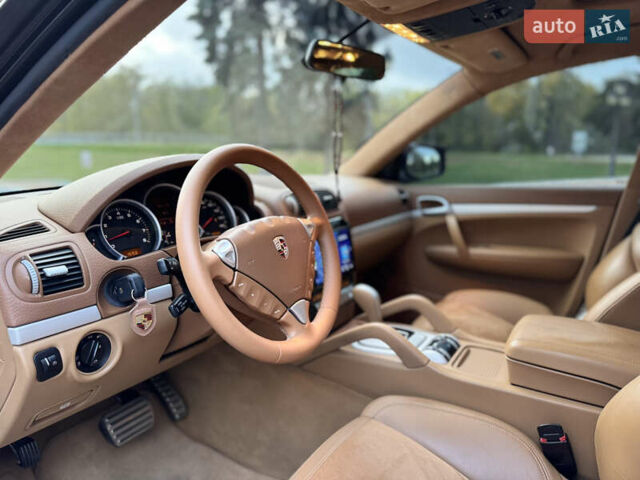 Чорний Порше Cayenne, об'ємом двигуна 4.8 л та пробігом 177 тис. км за 10500 $, фото 59 на Automoto.ua