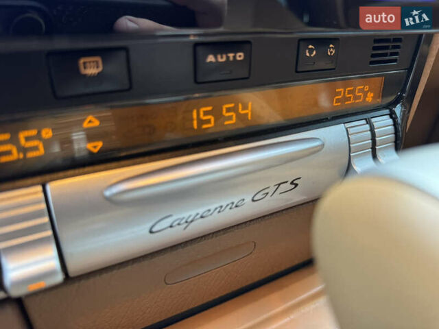 Чорний Порше Cayenne, об'ємом двигуна 4.8 л та пробігом 177 тис. км за 10500 $, фото 70 на Automoto.ua