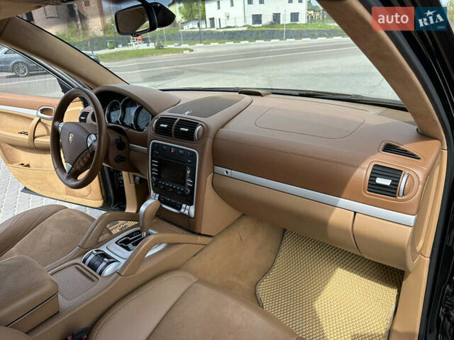 Черный Порше Каен, объемом двигателя 4.8 л и пробегом 145 тыс. км за 9300 $, фото 40 на Automoto.ua