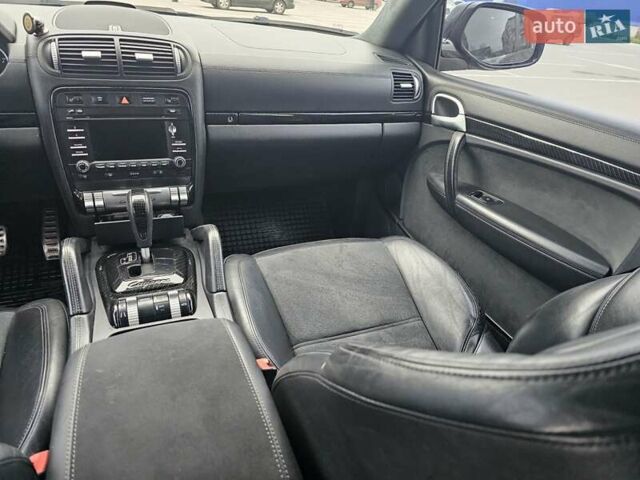 Чорний Порше Cayenne, об'ємом двигуна 4.8 л та пробігом 216 тис. км за 14750 $, фото 12 на Automoto.ua