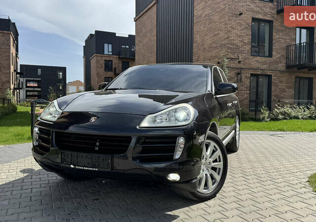 Черный Порше Каен, объемом двигателя 3 л и пробегом 165 тыс. км за 15888 $, фото 10 на Automoto.ua