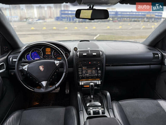 Черный Порше Каен, объемом двигателя 4.8 л и пробегом 216 тыс. км за 12500 $, фото 13 на Automoto.ua