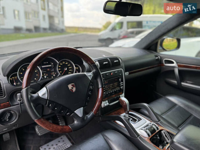 Черный Порше Каен, объемом двигателя 4.81 л и пробегом 123 тыс. км за 14900 $, фото 17 на Automoto.ua