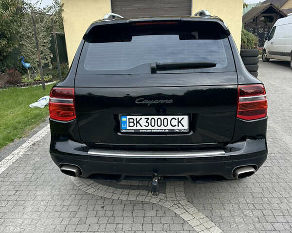 Черный Порше Каен, объемом двигателя 2.97 л и пробегом 261 тыс. км за 18200 $, фото 10 на Automoto.ua