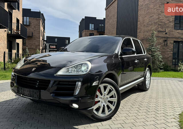 Черный Порше Каен, объемом двигателя 3 л и пробегом 165 тыс. км за 15888 $, фото 9 на Automoto.ua
