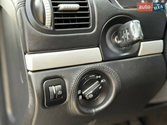 Черный Порше Каен, объемом двигателя 4.8 л и пробегом 170 тыс. км за 8999 $, фото 20 на Automoto.ua