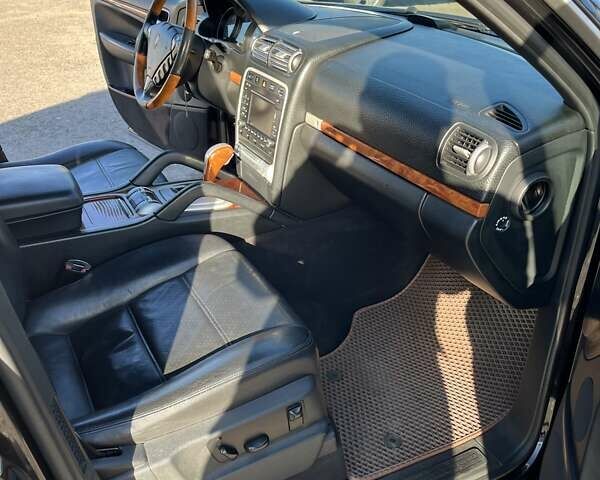 Чорний Порше Cayenne, об'ємом двигуна 2.97 л та пробігом 342 тис. км за 14900 $, фото 10 на Automoto.ua