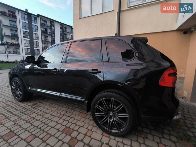Черный Порше Каен, объемом двигателя 2.97 л и пробегом 250 тыс. км за 14000 $, фото 4 на Automoto.ua