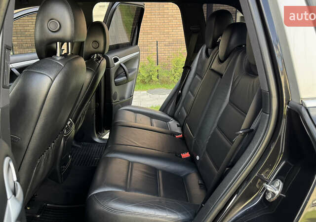 Черный Порше Каен, объемом двигателя 3 л и пробегом 165 тыс. км за 15888 $, фото 36 на Automoto.ua