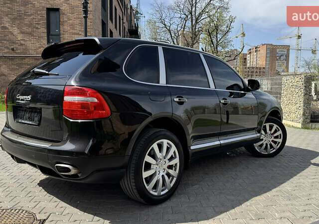 Черный Порше Каен, объемом двигателя 3 л и пробегом 165 тыс. км за 15888 $, фото 16 на Automoto.ua