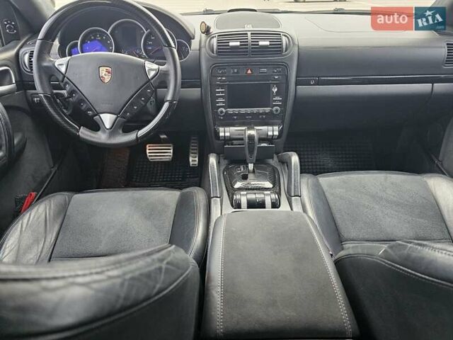 Чорний Порше Cayenne, об'ємом двигуна 4.8 л та пробігом 216 тис. км за 14750 $, фото 10 на Automoto.ua