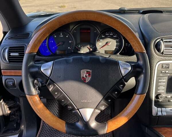 Чорний Порше Cayenne, об'ємом двигуна 2.97 л та пробігом 342 тис. км за 14900 $, фото 22 на Automoto.ua