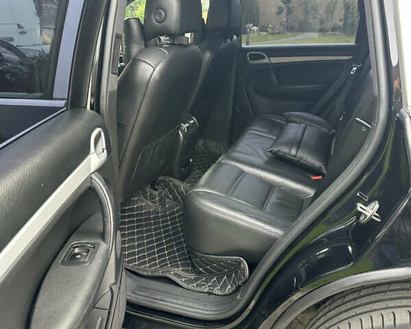 Черный Порше Каен, объемом двигателя 2.97 л и пробегом 261 тыс. км за 18200 $, фото 9 на Automoto.ua