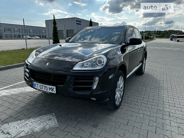 Черный Порше Каен, объемом двигателя 2.97 л и пробегом 313 тыс. км за 15100 $, фото 2 на Automoto.ua