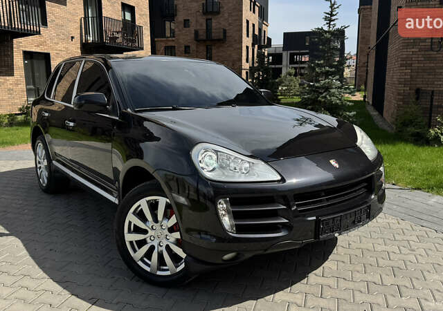 Черный Порше Каен, объемом двигателя 3 л и пробегом 165 тыс. км за 15888 $, фото 3 на Automoto.ua