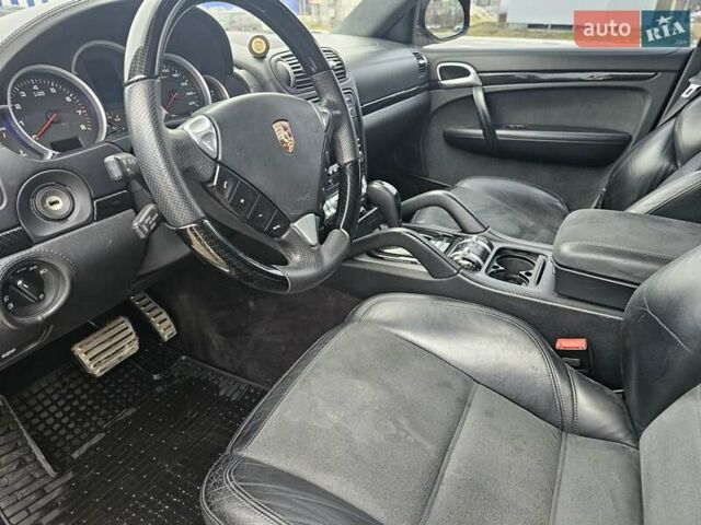 Чорний Порше Cayenne, об'ємом двигуна 4.8 л та пробігом 216 тис. км за 14750 $, фото 13 на Automoto.ua