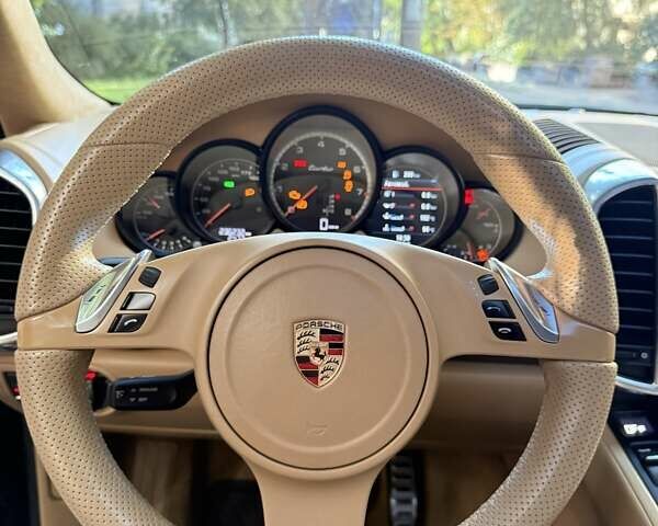 Чорний Порше Cayenne, об'ємом двигуна 4.8 л та пробігом 238 тис. км за 25555 $, фото 21 на Automoto.ua