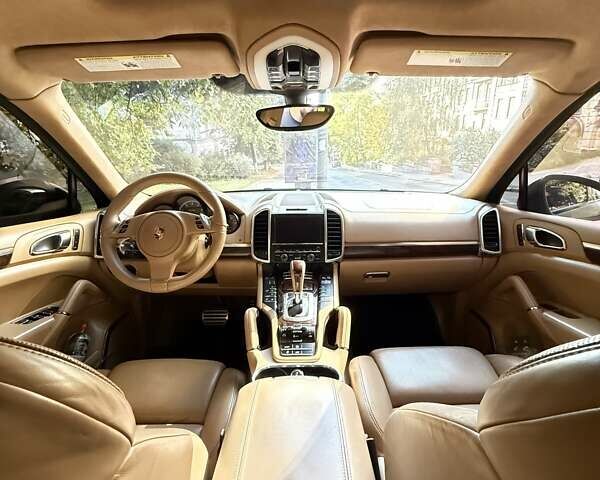 Чорний Порше Cayenne, об'ємом двигуна 4.8 л та пробігом 238 тис. км за 25555 $, фото 25 на Automoto.ua