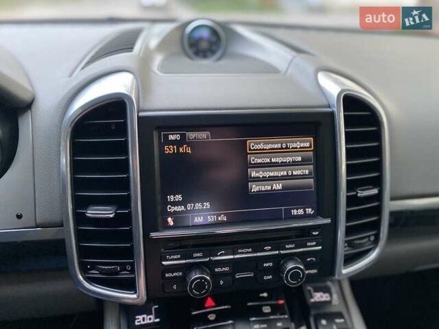 Черный Порше Каен, объемом двигателя 3 л и пробегом 238 тыс. км за 20499 $, фото 97 на Automoto.ua