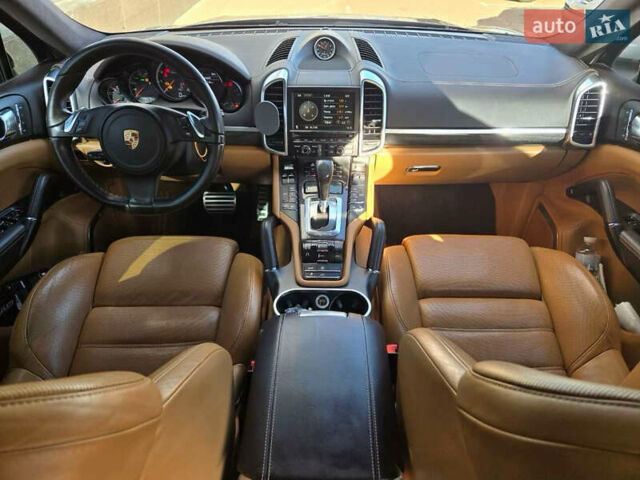 Чорний Порше Cayenne, об'ємом двигуна 4.8 л та пробігом 105 тис. км за 25900 $, фото 11 на Automoto.ua