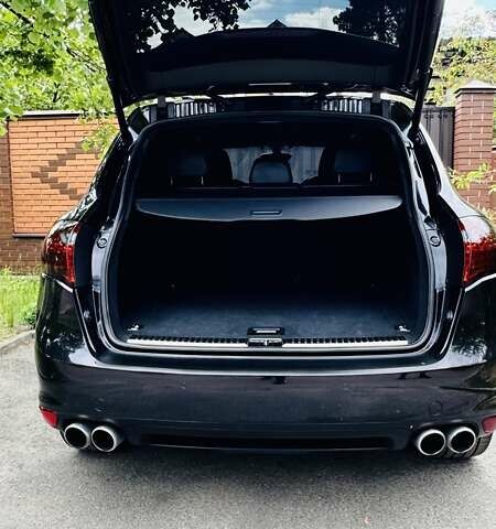 Чорний Порше Cayenne, об'ємом двигуна 4.8 л та пробігом 163 тис. км за 23800 $, фото 34 на Automoto.ua