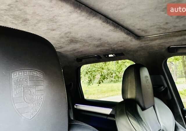 Чорний Порше Cayenne, об'ємом двигуна 4.8 л та пробігом 163 тис. км за 23800 $, фото 41 на Automoto.ua