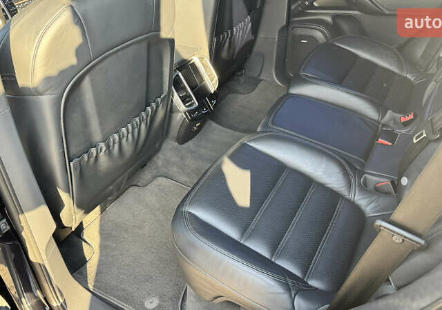 Черный Порше Каен, объемом двигателя 4.81 л и пробегом 150 тыс. км за 15000 $, фото 9 на Automoto.ua