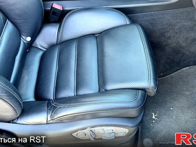 Чорний Порше Cayenne, об'ємом двигуна 4.8 л та пробігом 149 тис. км за 16500 $, фото 7 на Automoto.ua