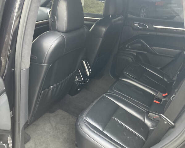 Чорний Порше Cayenne, об'ємом двигуна 3.6 л та пробігом 260 тис. км за 22000 $, фото 7 на Automoto.ua