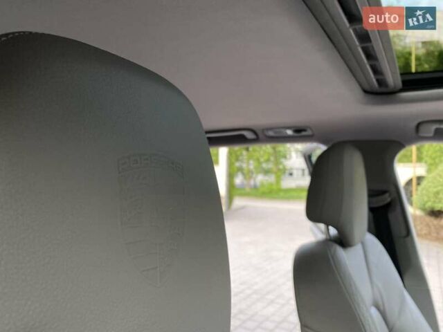 Черный Порше Каен, объемом двигателя 3 л и пробегом 238 тыс. км за 20499 $, фото 90 на Automoto.ua