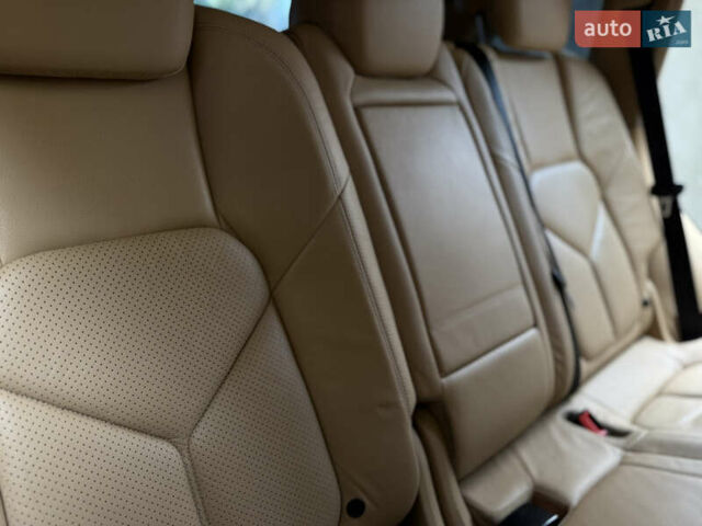 Чорний Порше Cayenne, об'ємом двигуна 4.8 л та пробігом 235 тис. км за 18999 $, фото 65 на Automoto.ua