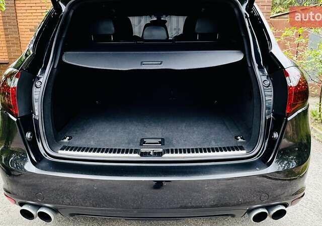 Чорний Порше Cayenne, об'ємом двигуна 4.8 л та пробігом 163 тис. км за 23800 $, фото 27 на Automoto.ua