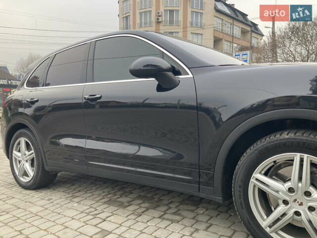 Черный Порше Каен, объемом двигателя 3.6 л и пробегом 260 тыс. км за 18000 $, фото 7 на Automoto.ua