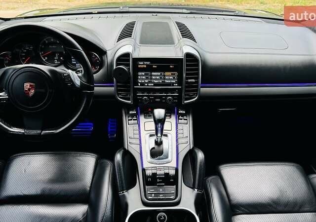 Чорний Порше Cayenne, об'ємом двигуна 4.8 л та пробігом 163 тис. км за 23800 $, фото 125 на Automoto.ua